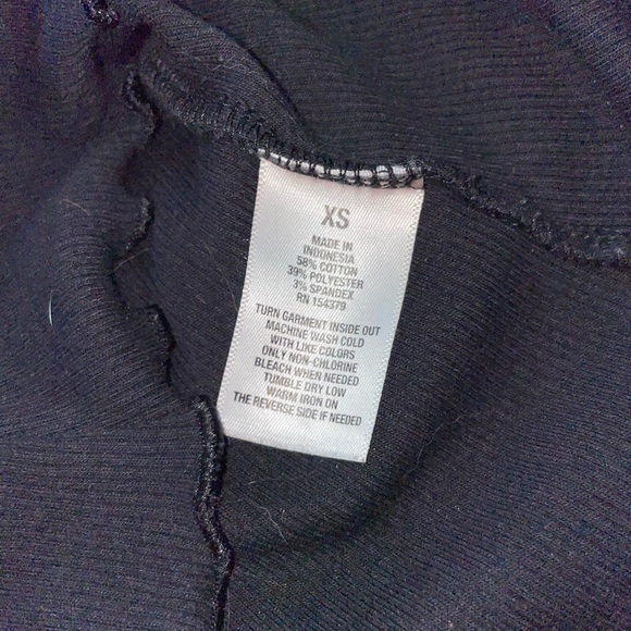 AERO Black & White Top Bundle - Picture 7 of 7